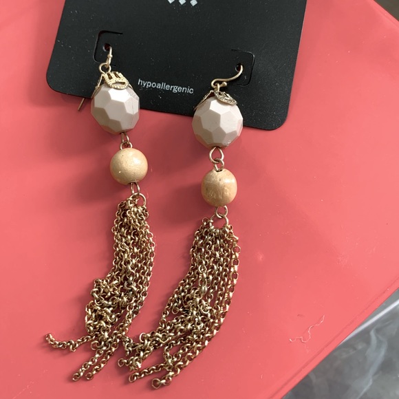 Jewelry mix-earrings, pendant, ring, hair clip all for one price! - Picture 4 of 4